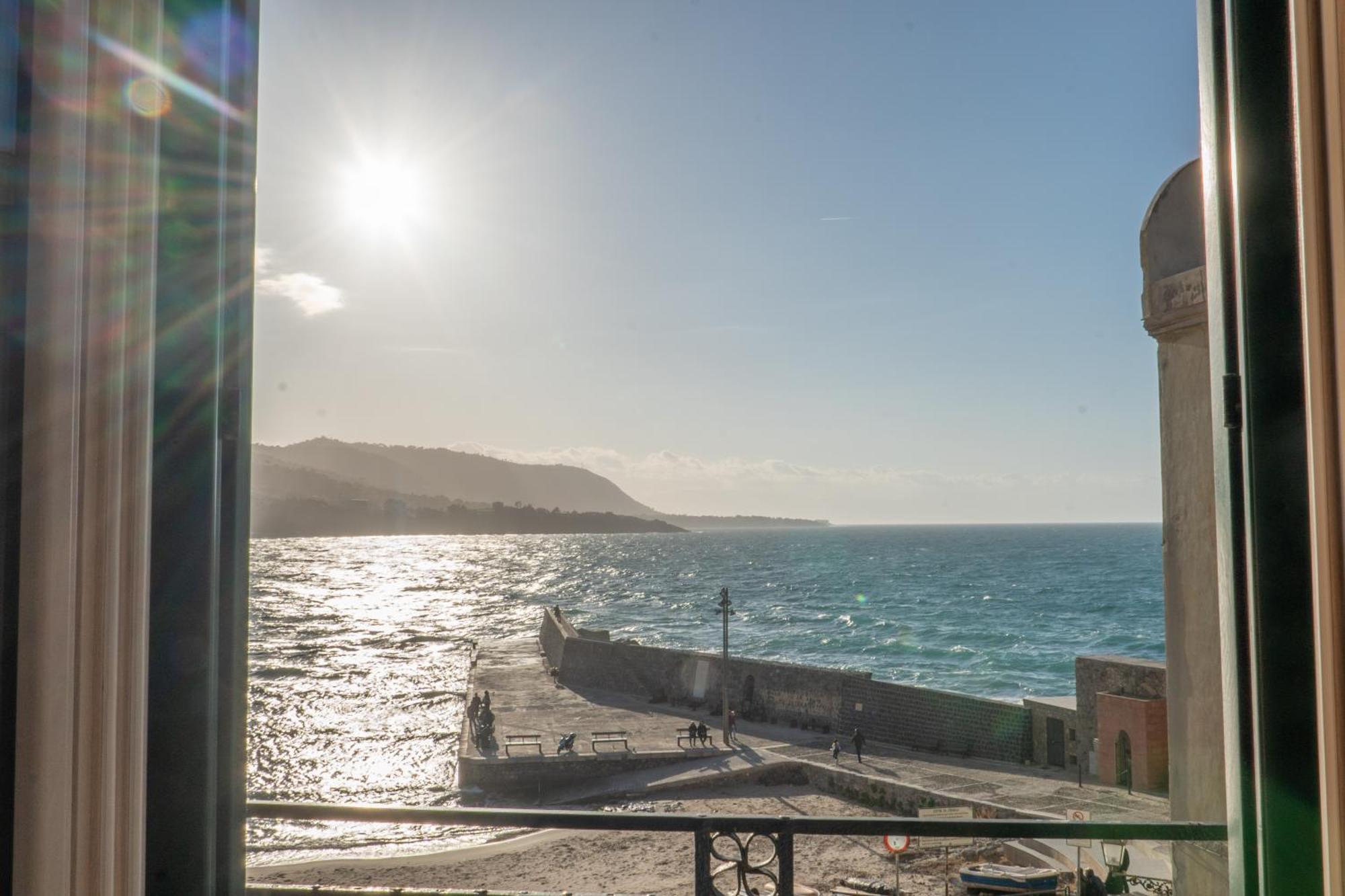 Devalu Casa Del Mare Lägenhet Cefalù Exteriör bild