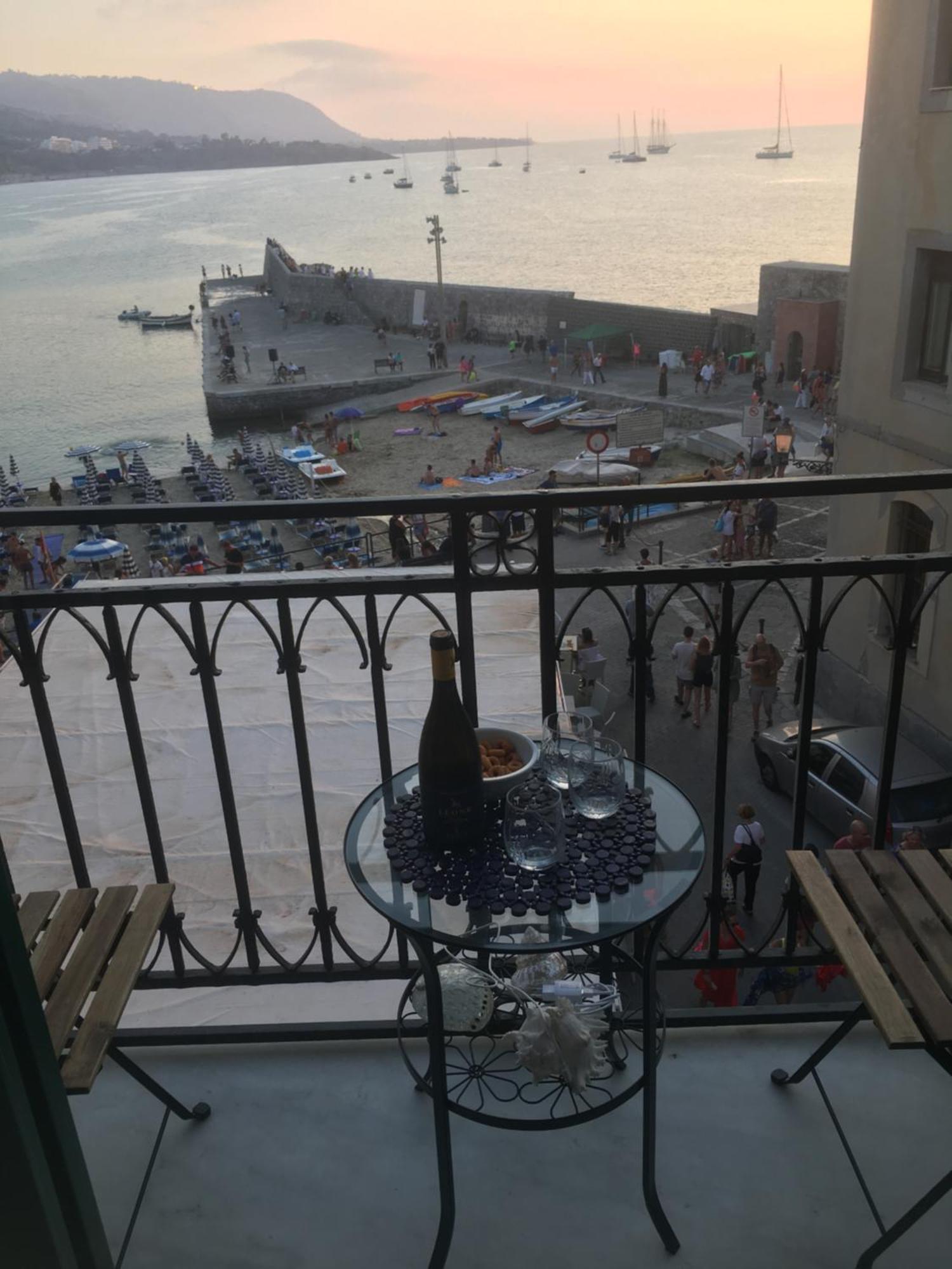 Devalu Casa Del Mare Lägenhet Cefalù Exteriör bild